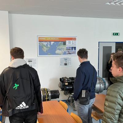 315529580 569112421888571 5853075905850246300 N 315529580 569112421888571 5853075905850246300 N