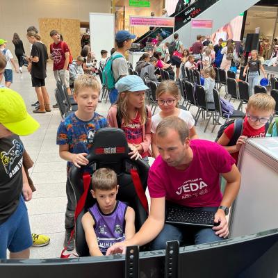 385501744 18071720956416691 5351175186002544851 N