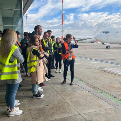 395422326 846628167470327 7026303280291006329 N