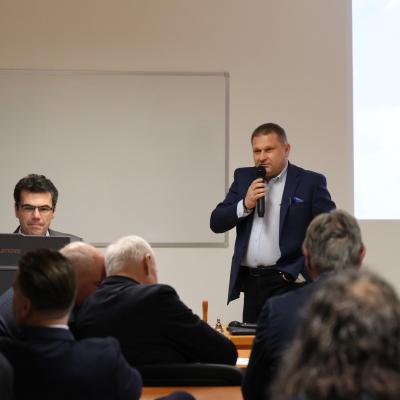 587284316 1471037555029382 1682836936387945258 N