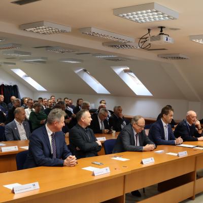 587331988 1471031041696700 2222932328235783032 N